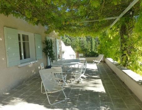 Bed and Breakfast La Tangana Rognes Екстер'єр фото